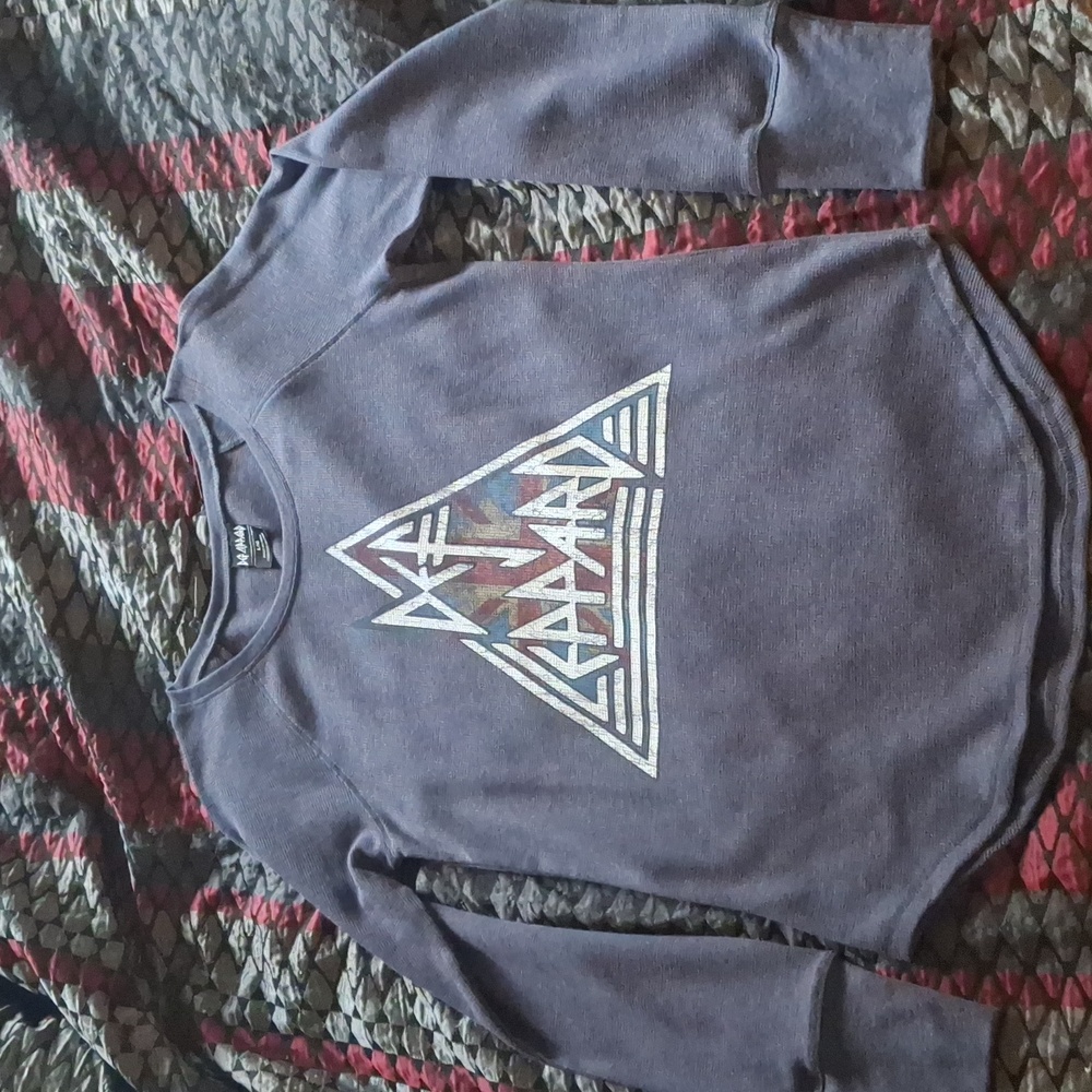 Def leppard large women's long sleeve thermal shirt new without tags